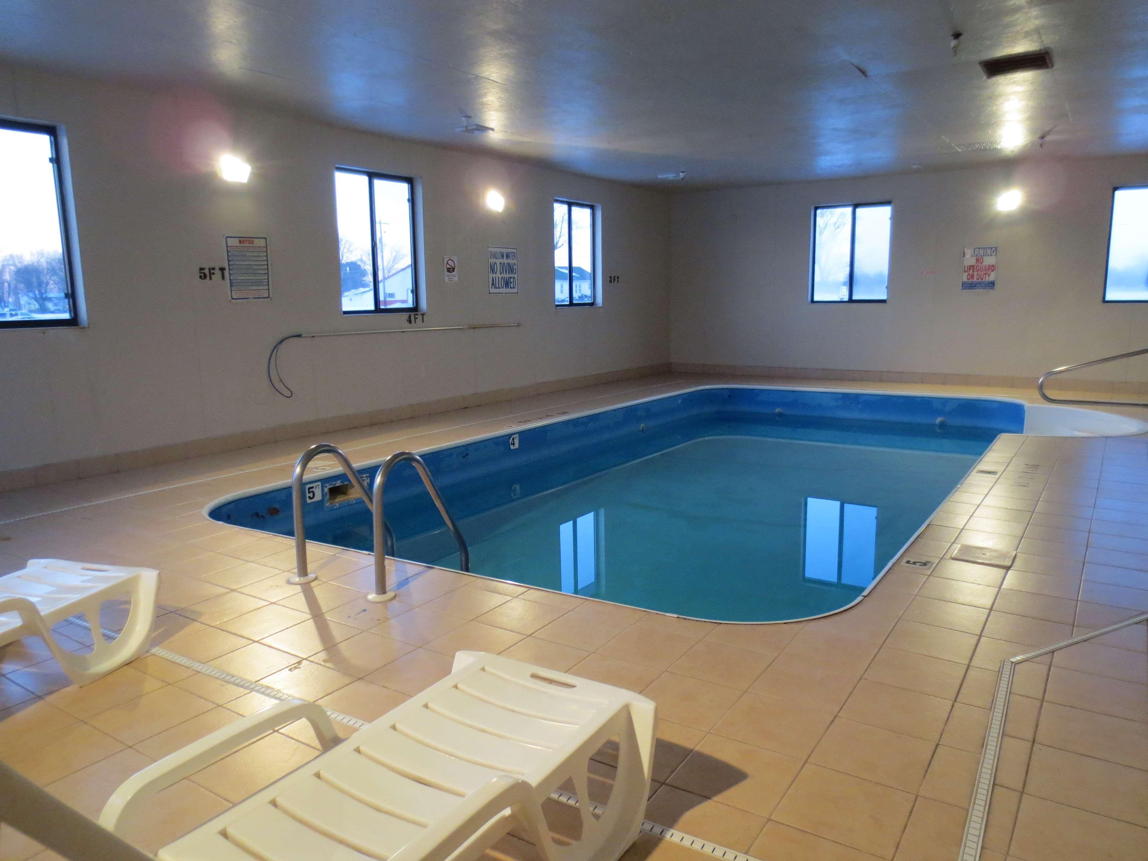 Pinckneyville Inn And Suites Εξωτερικό φωτογραφία
