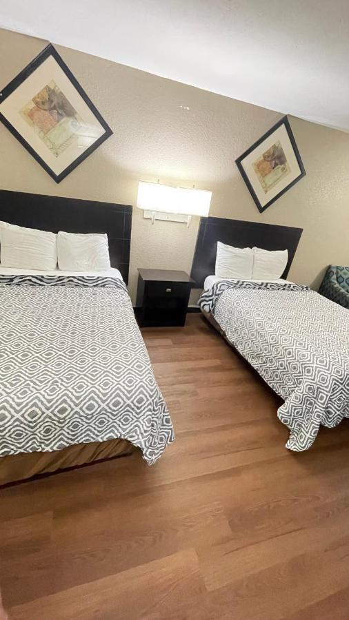 Pinckneyville Inn And Suites Εξωτερικό φωτογραφία