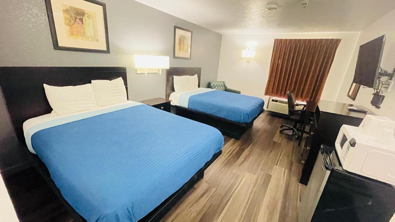 Pinckneyville Inn And Suites Εξωτερικό φωτογραφία